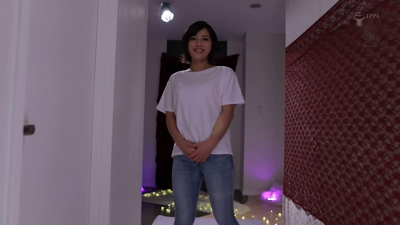 MILF G-Cup Debut Mommy Magic