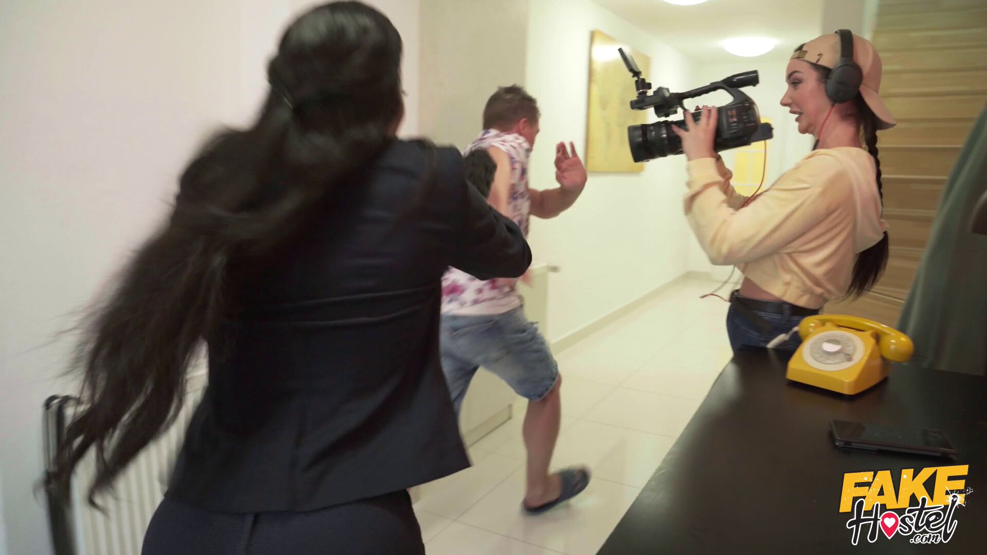 Ebony Dick Threeway Hostel Sluts